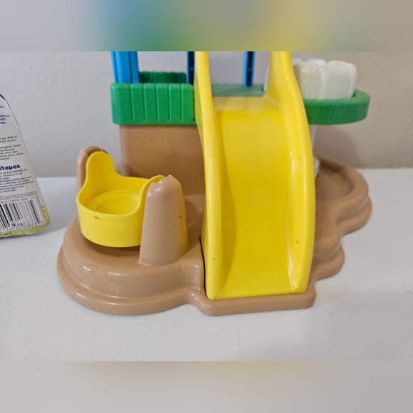 Vintage Playskool Weebles Playground and New Weebles - Picture 5 of 11